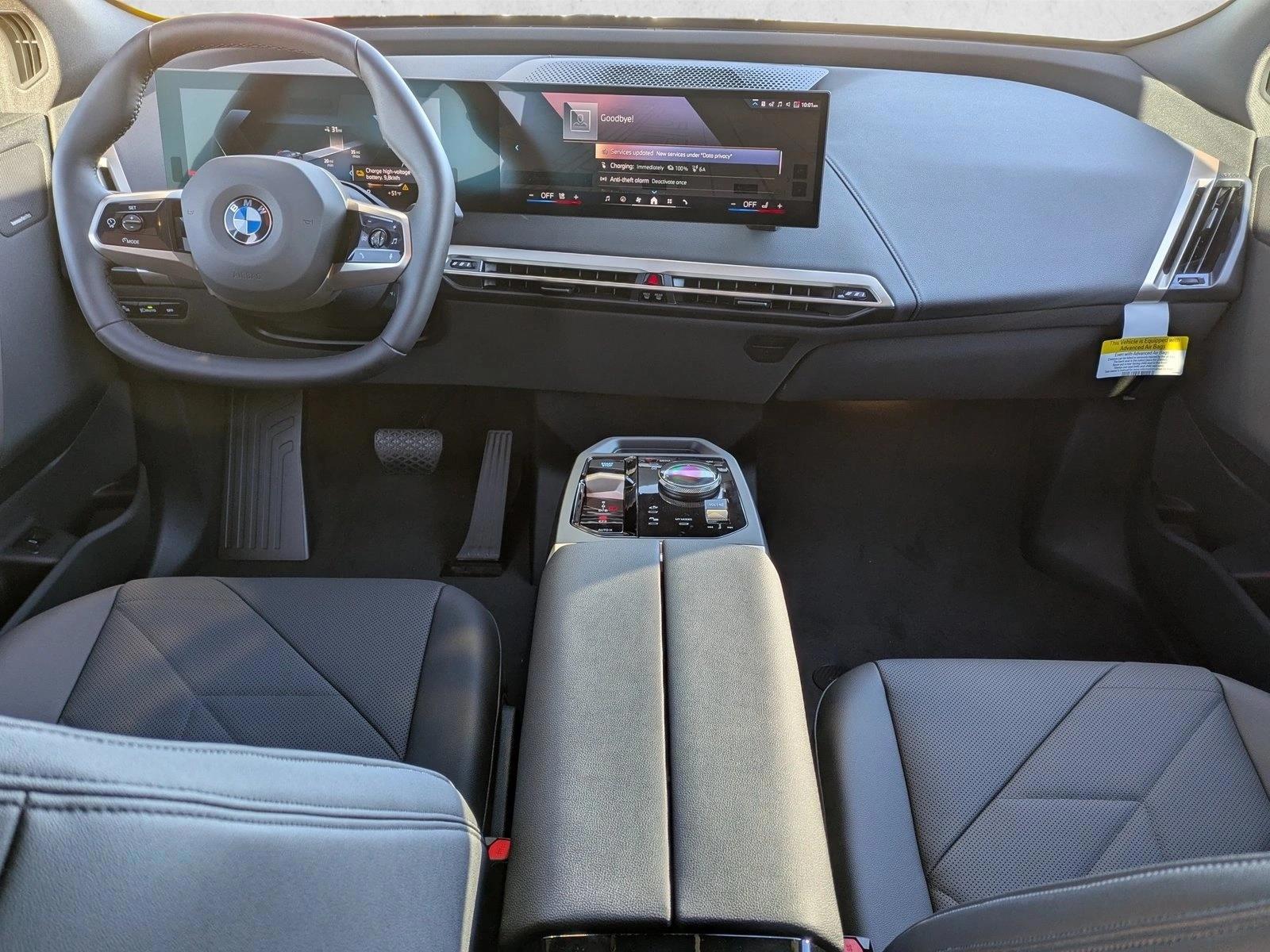 Thumbnail: 2026 BMW iX - 3