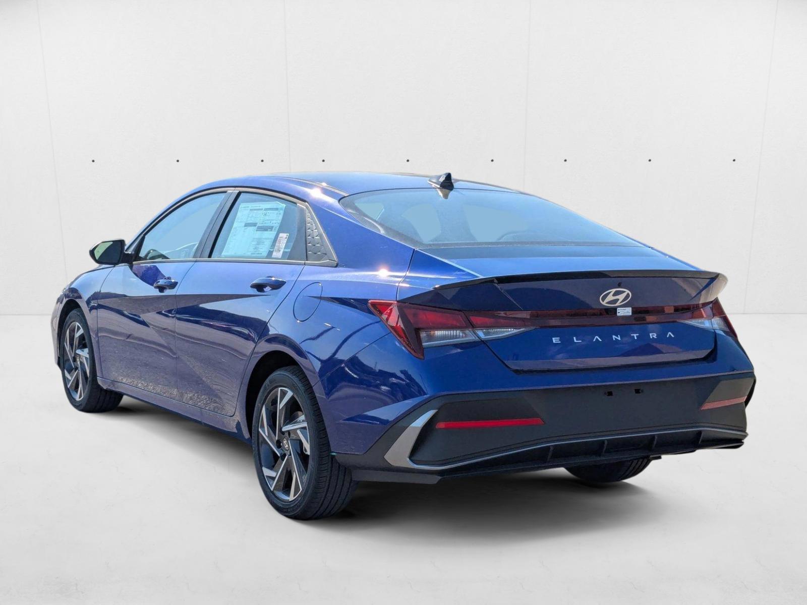 2025 Hyundai Elantra SEL - Photo 9