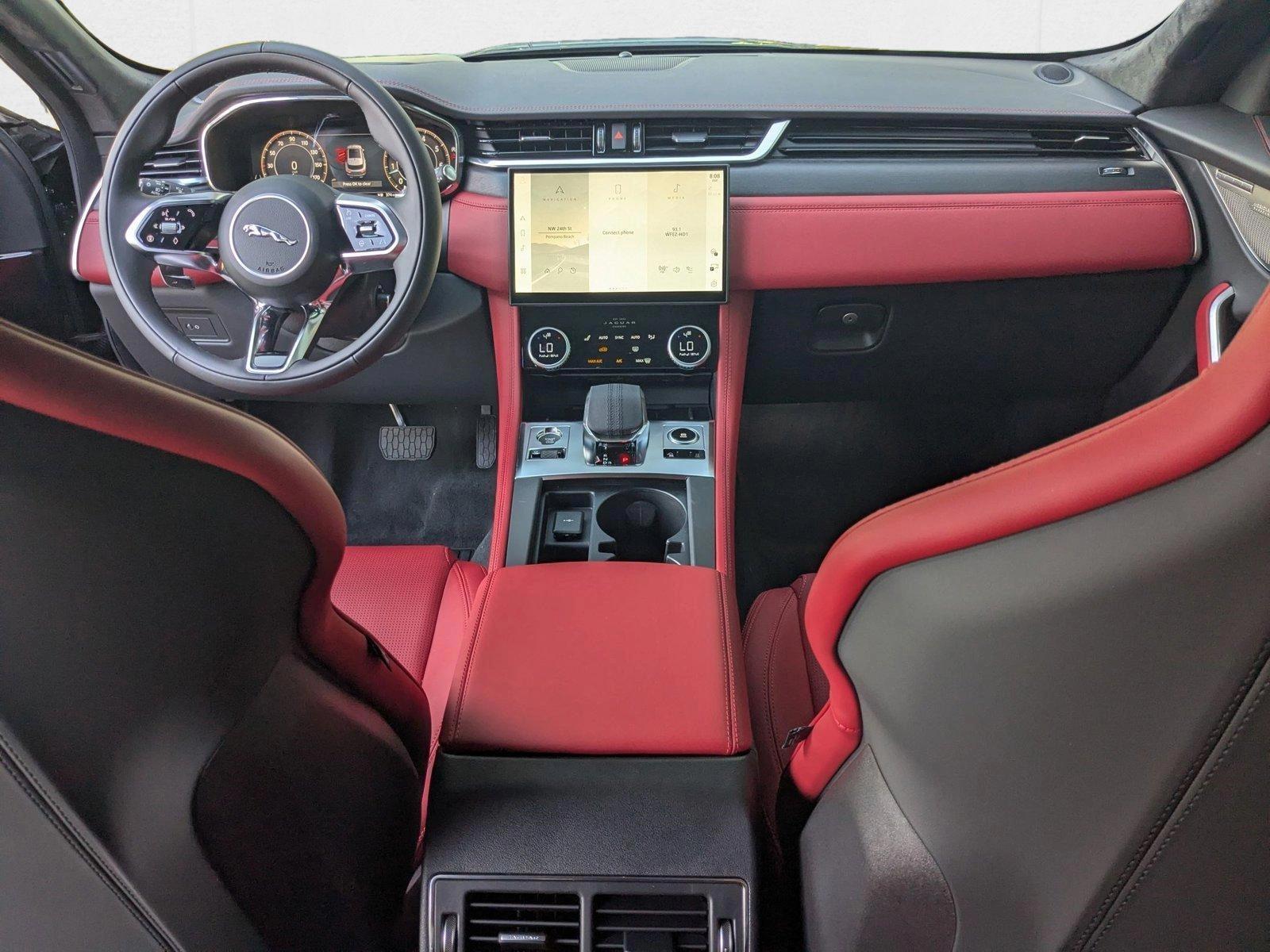 2026 Jaguar F-Pace R-Dynamic S - Photo 14