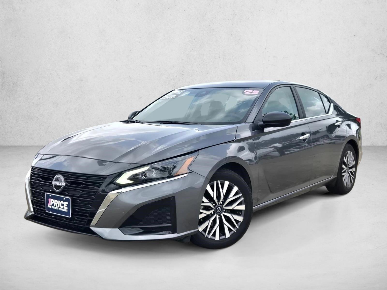 Thumbnail: 2025 Nissan Altima - 1