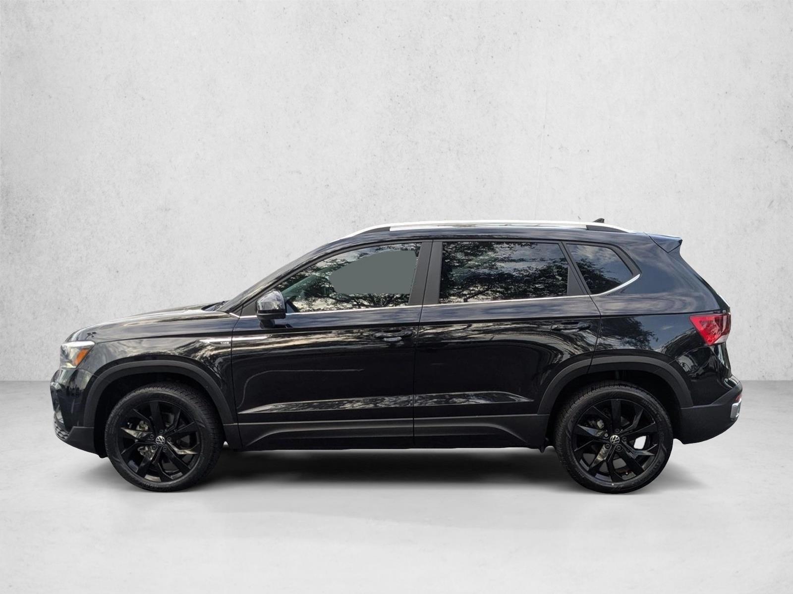Thumbnail: 2022 Volkswagen Taos - 2