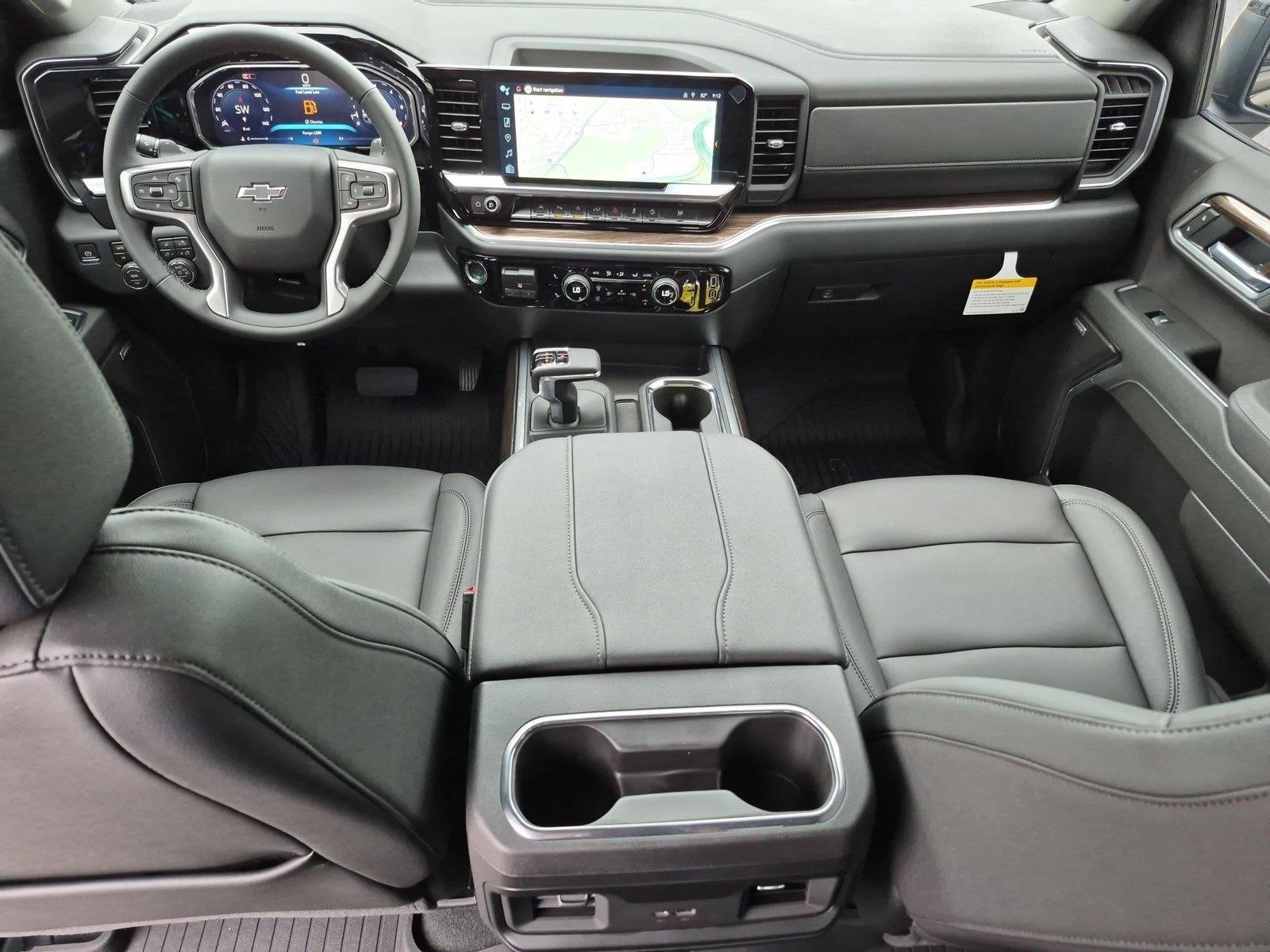Thumbnail: 2026 Chevrolet Silverado 1500 - 4