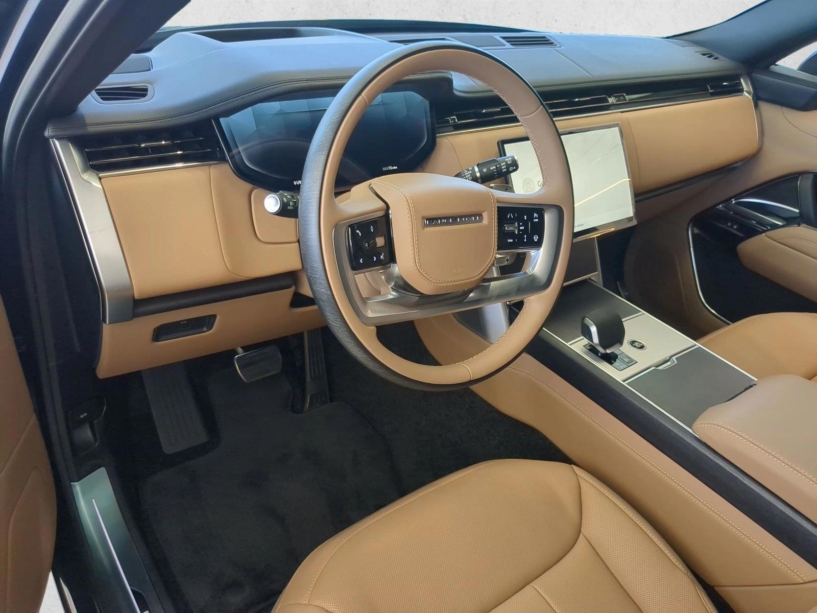 Thumbnail: 2026 Land Rover Range Rover - 2