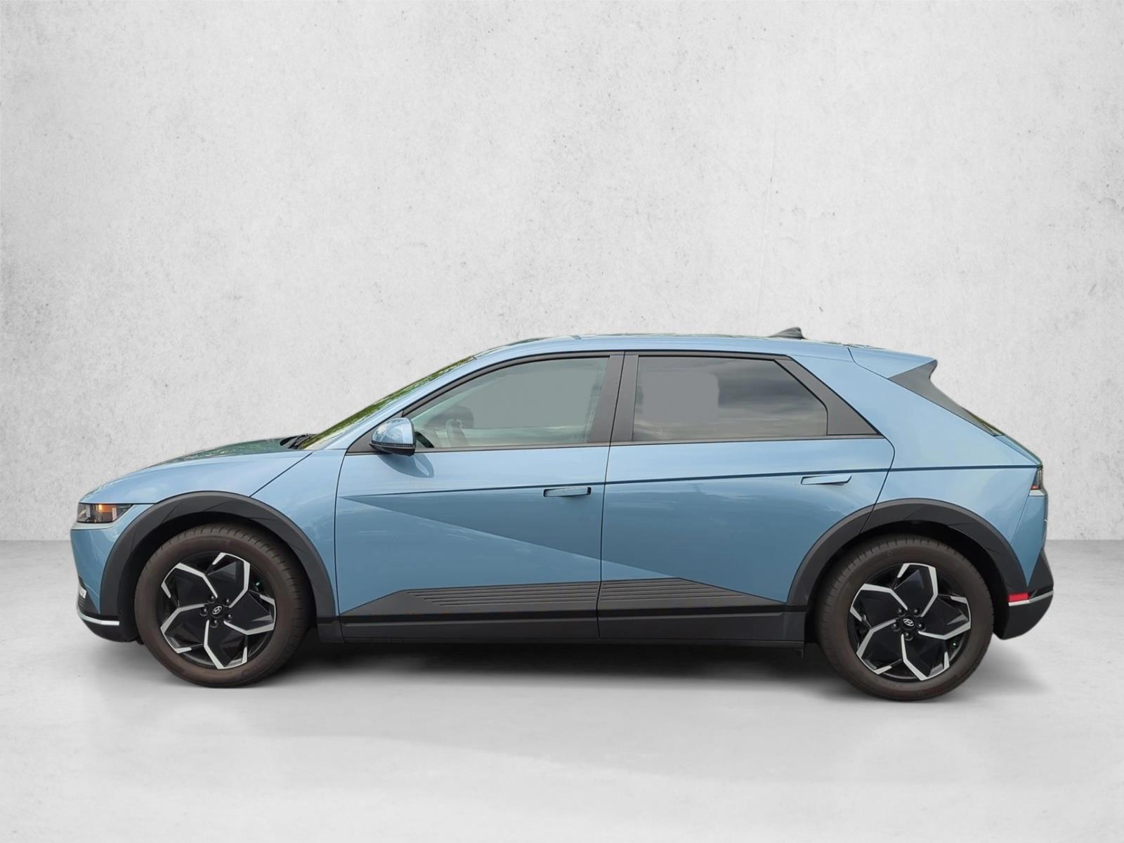 Thumbnail: 2023 Hyundai Ioniq 5 - 2
