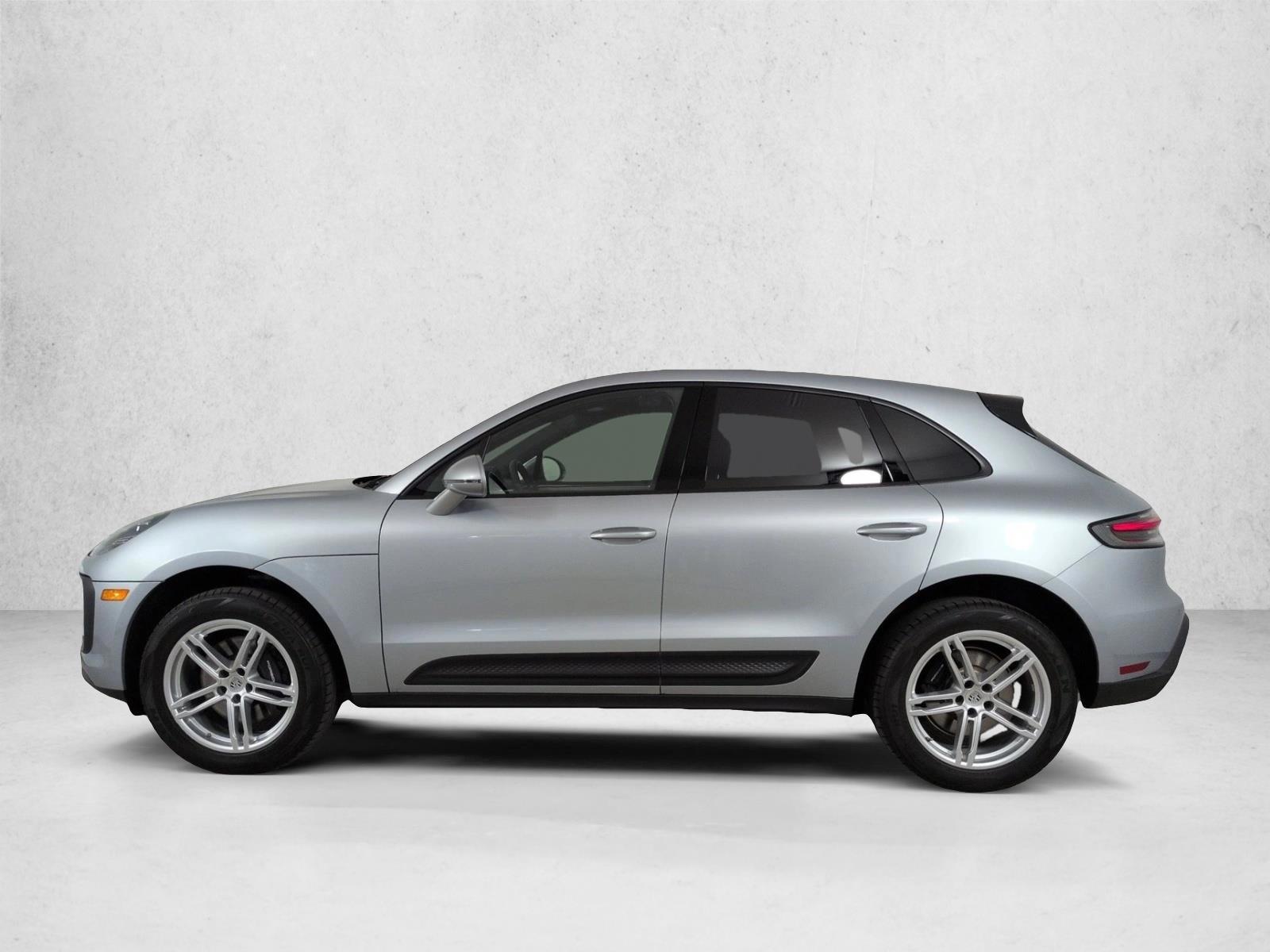 Thumbnail: 2025 Porsche Macan - 2
