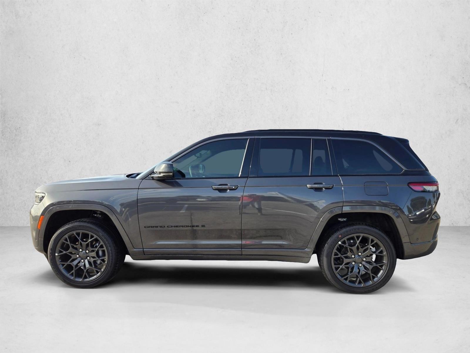 Thumbnail: 2026 Jeep Grand Cherokee - 2