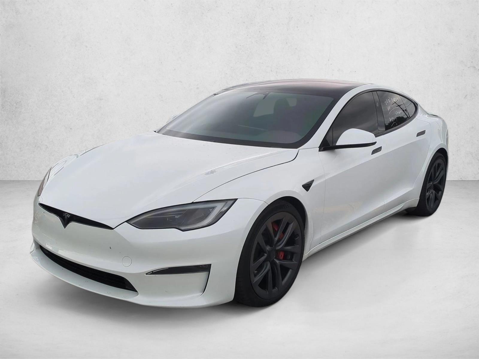 Thumbnail: 2023 Tesla Model S - 1