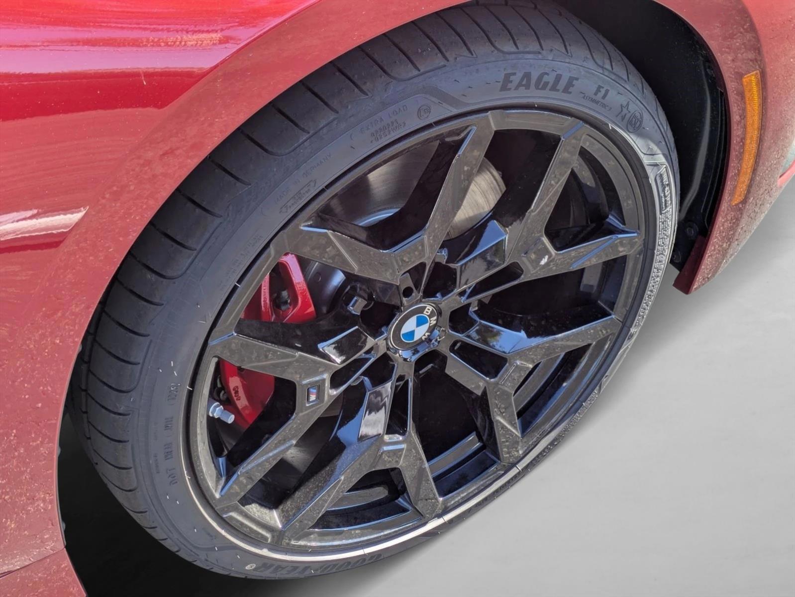 2026 BMW 3 Series 330i - Photo 8