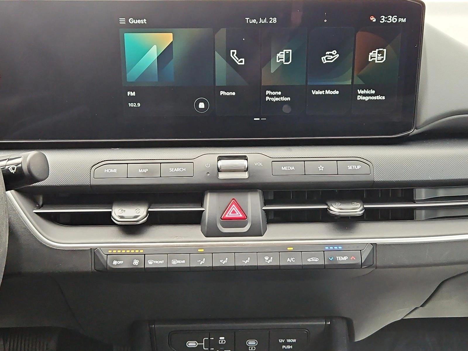 2025 Kia K4 LXS - Photo 15