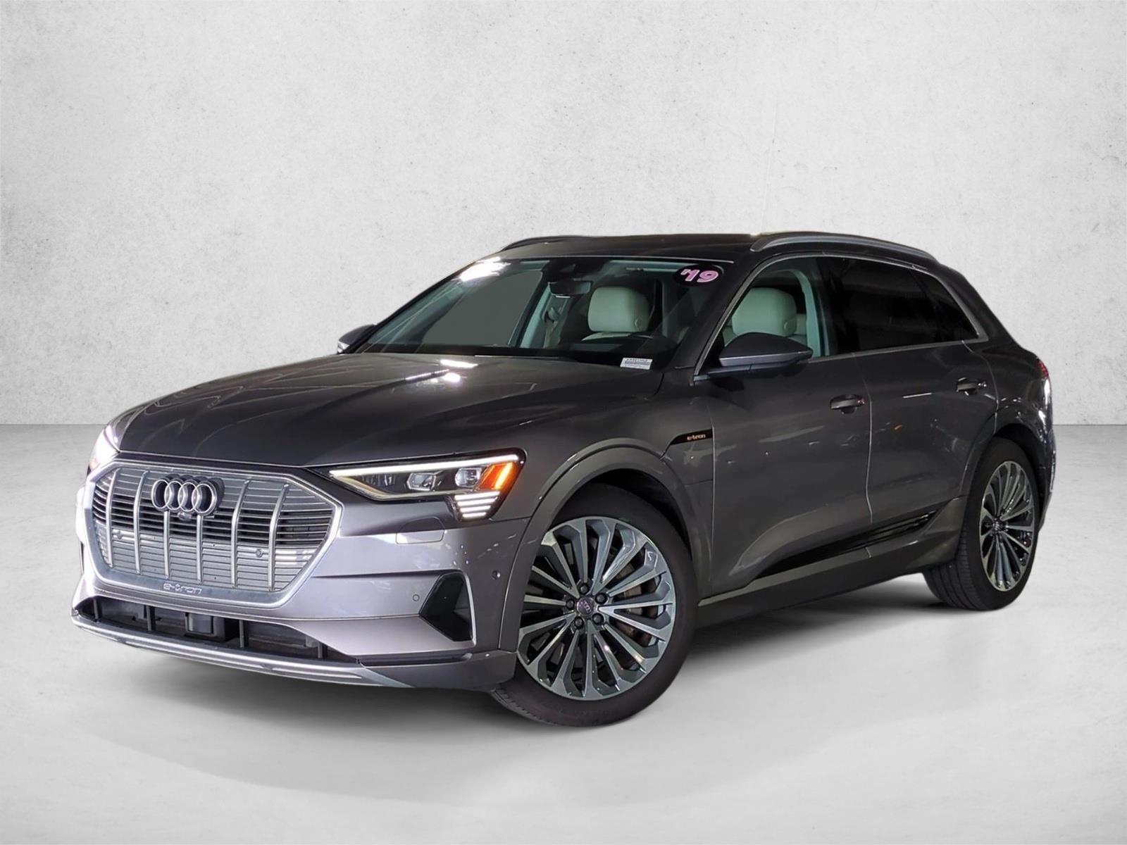2019 Audi e-tron Prestige