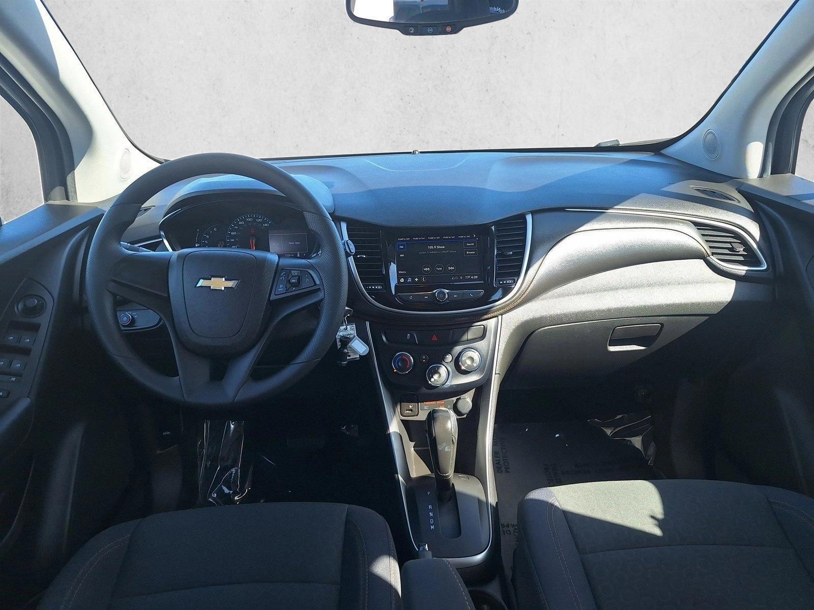 Thumbnail: 2019 Chevrolet Trax - 3