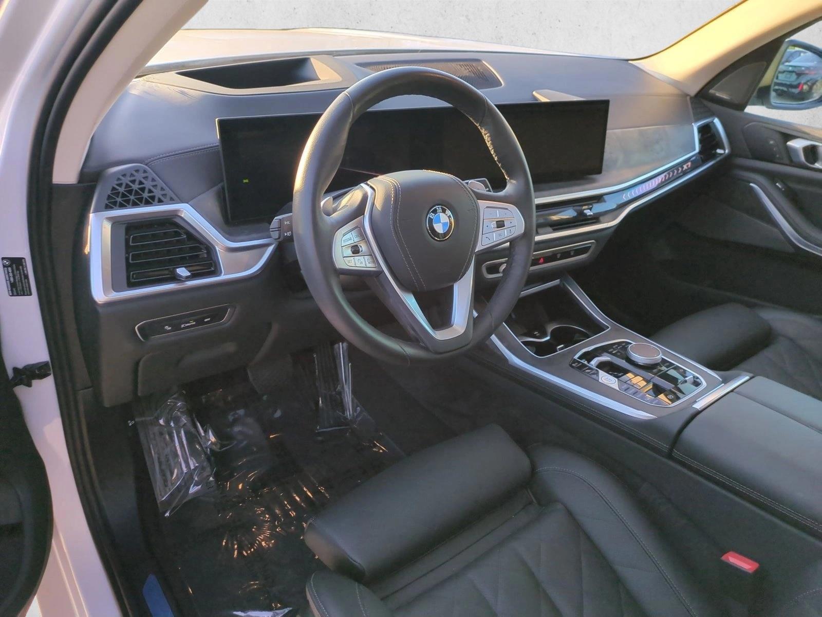 Thumbnail: 2026 BMW X7 - 3