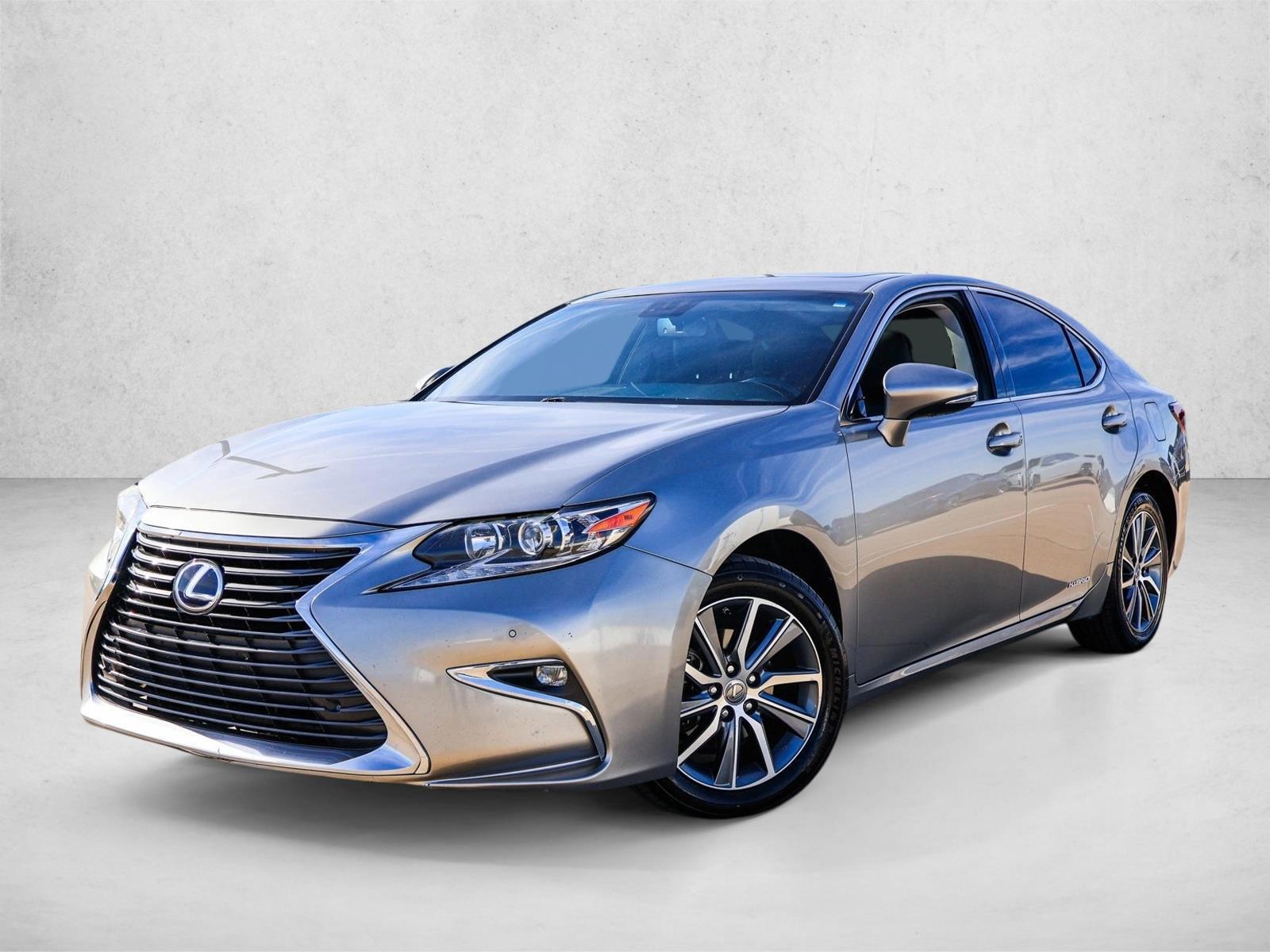 Thumbnail: 2016 Lexus ES - 1