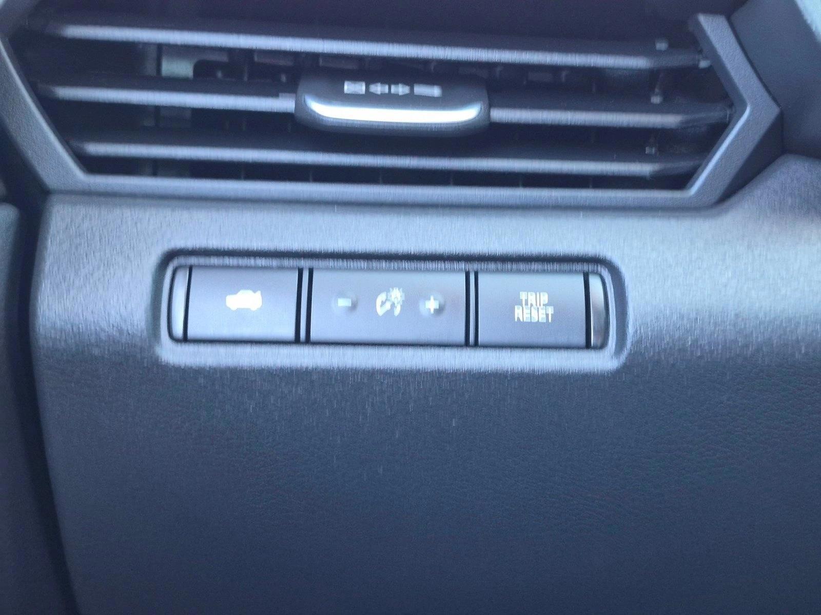 2025 Nissan Altima SV - Photo 16
