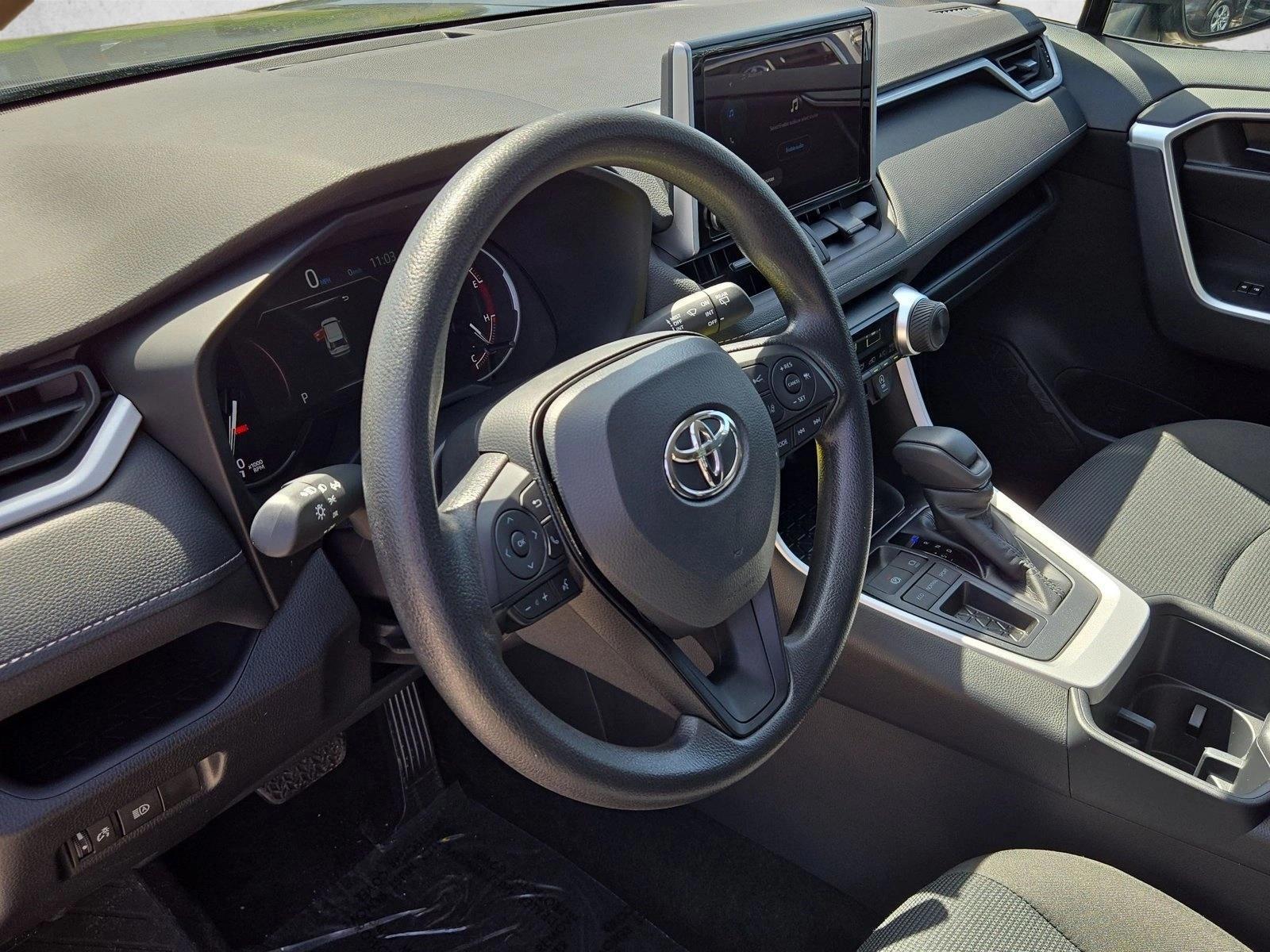 Thumbnail: 2025 Toyota RAV4 - 3