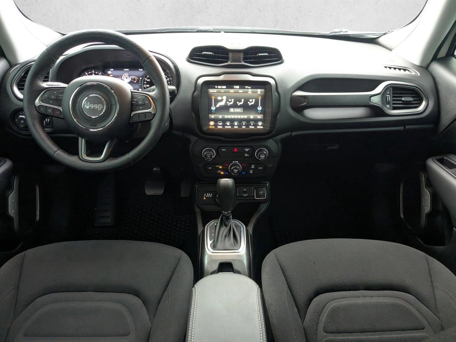 Thumbnail: 2022 Jeep Renegade - 3