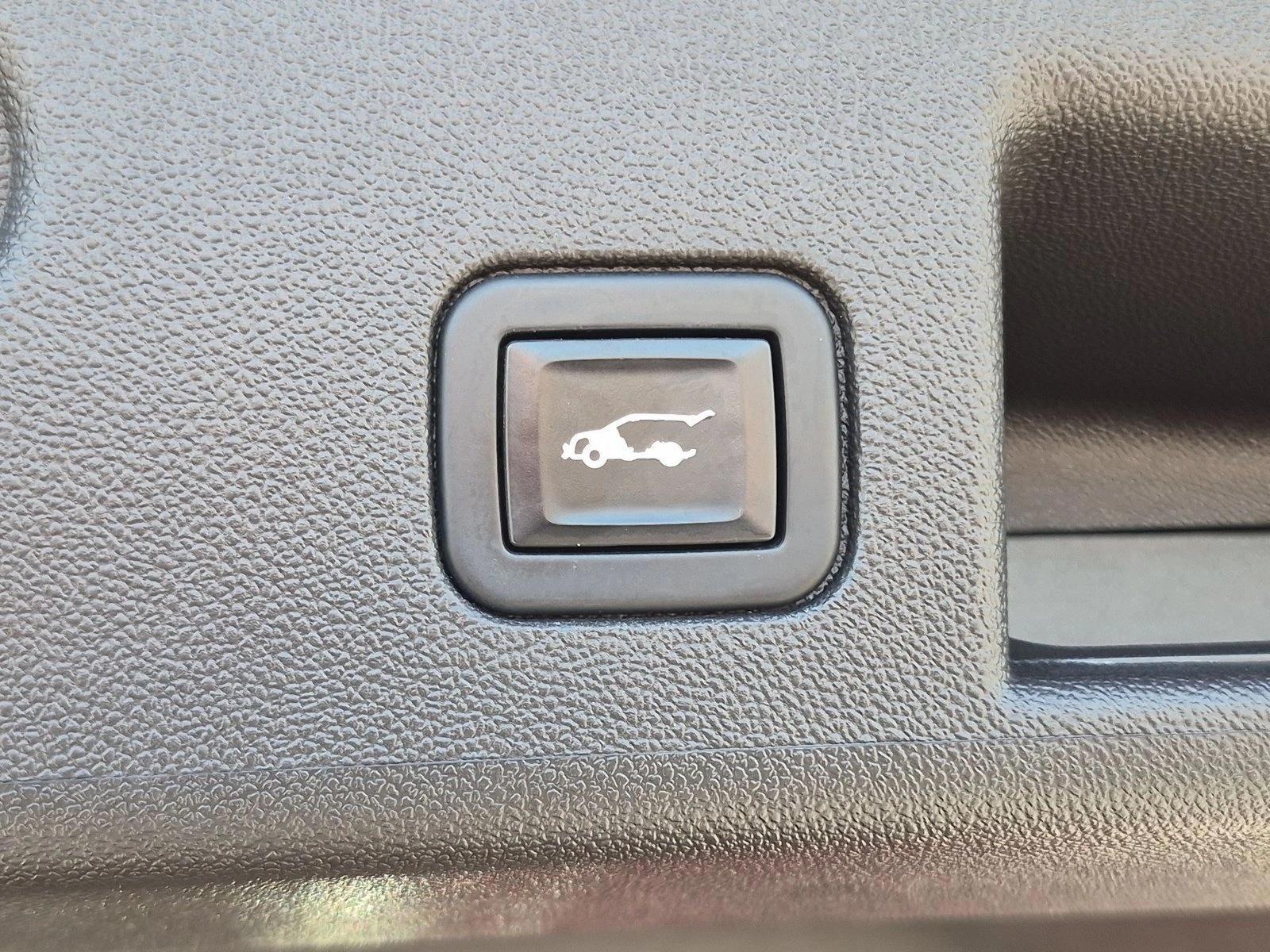 2022 Chevrolet Equinox RS - Photo 11