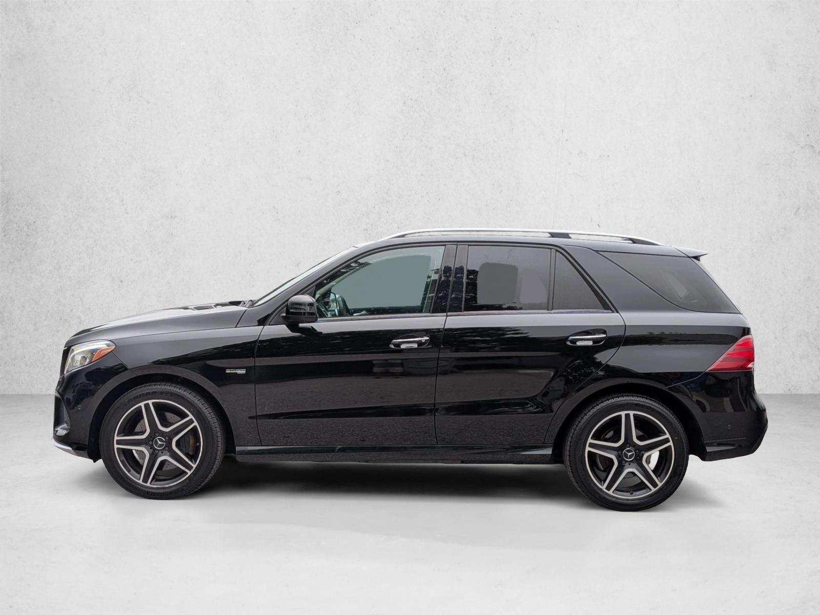 Thumbnail: 2019 Mercedes-Benz GLE - 2