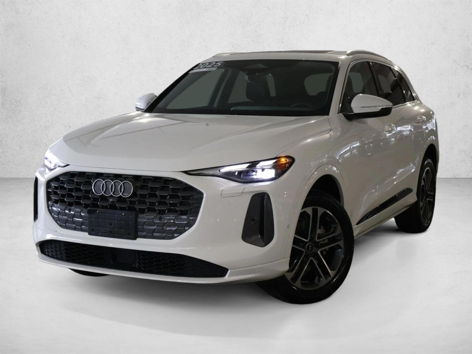 Thumbnail: 2025 Audi Q5 - 1
