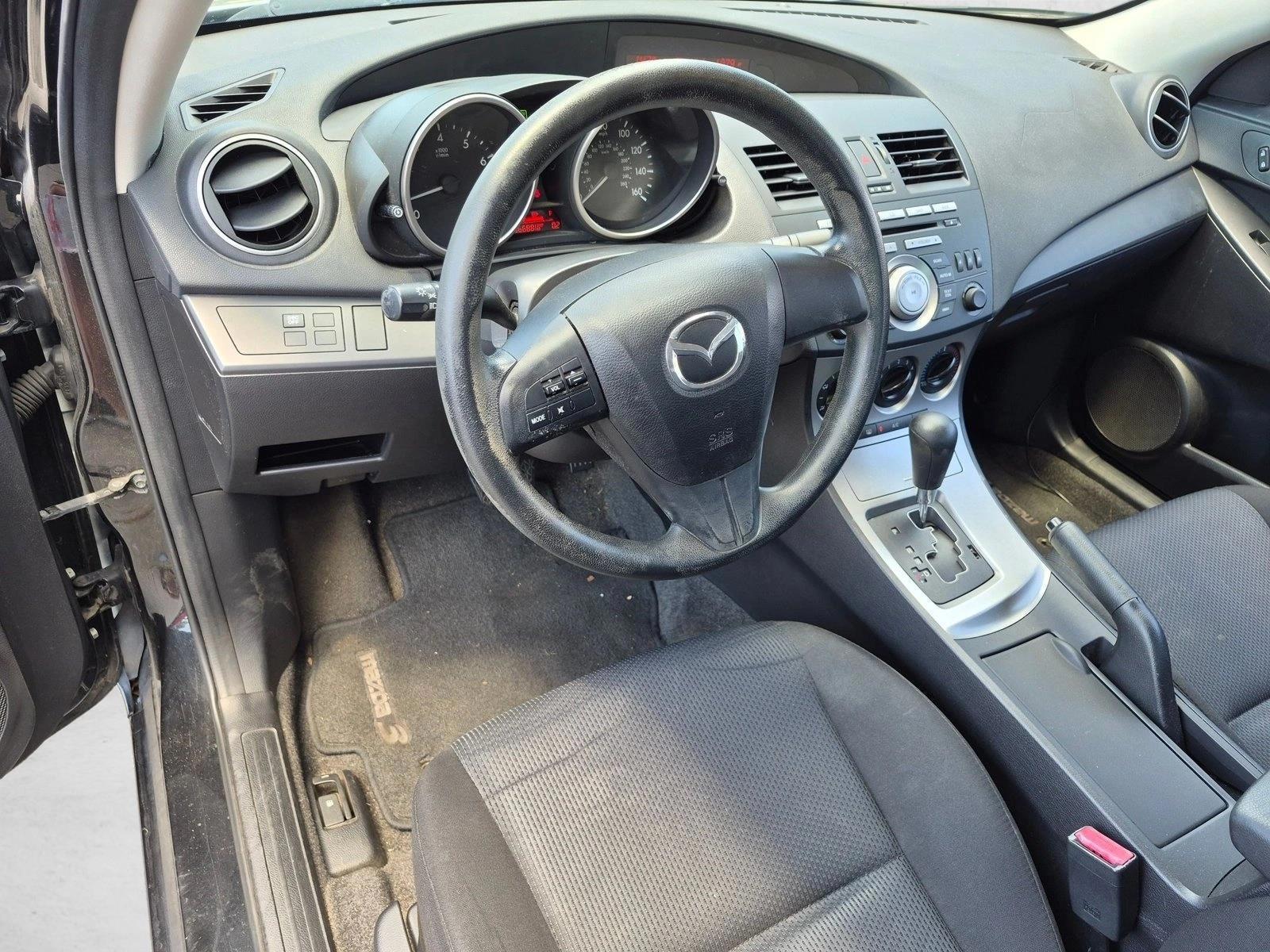 Thumbnail: 2011 Mazda Mazda3 - 3