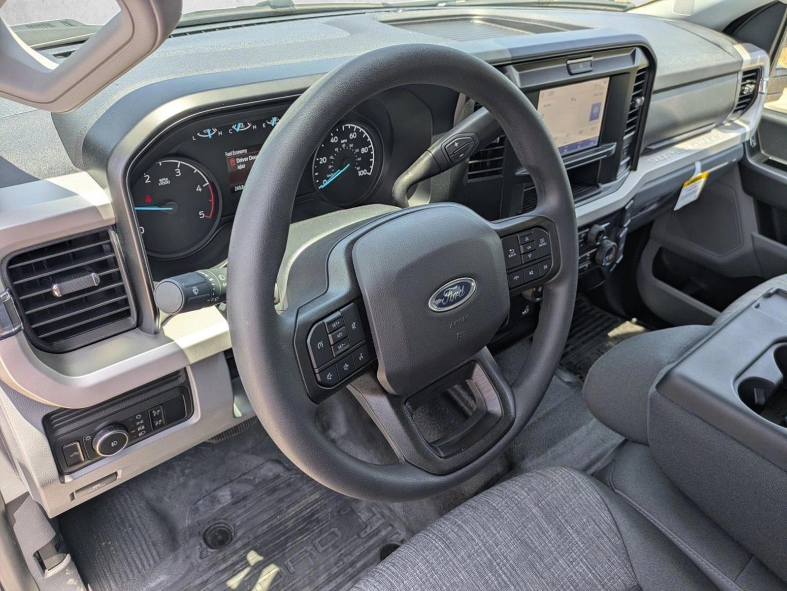 Thumbnail: 2026 Ford Econoline - 3