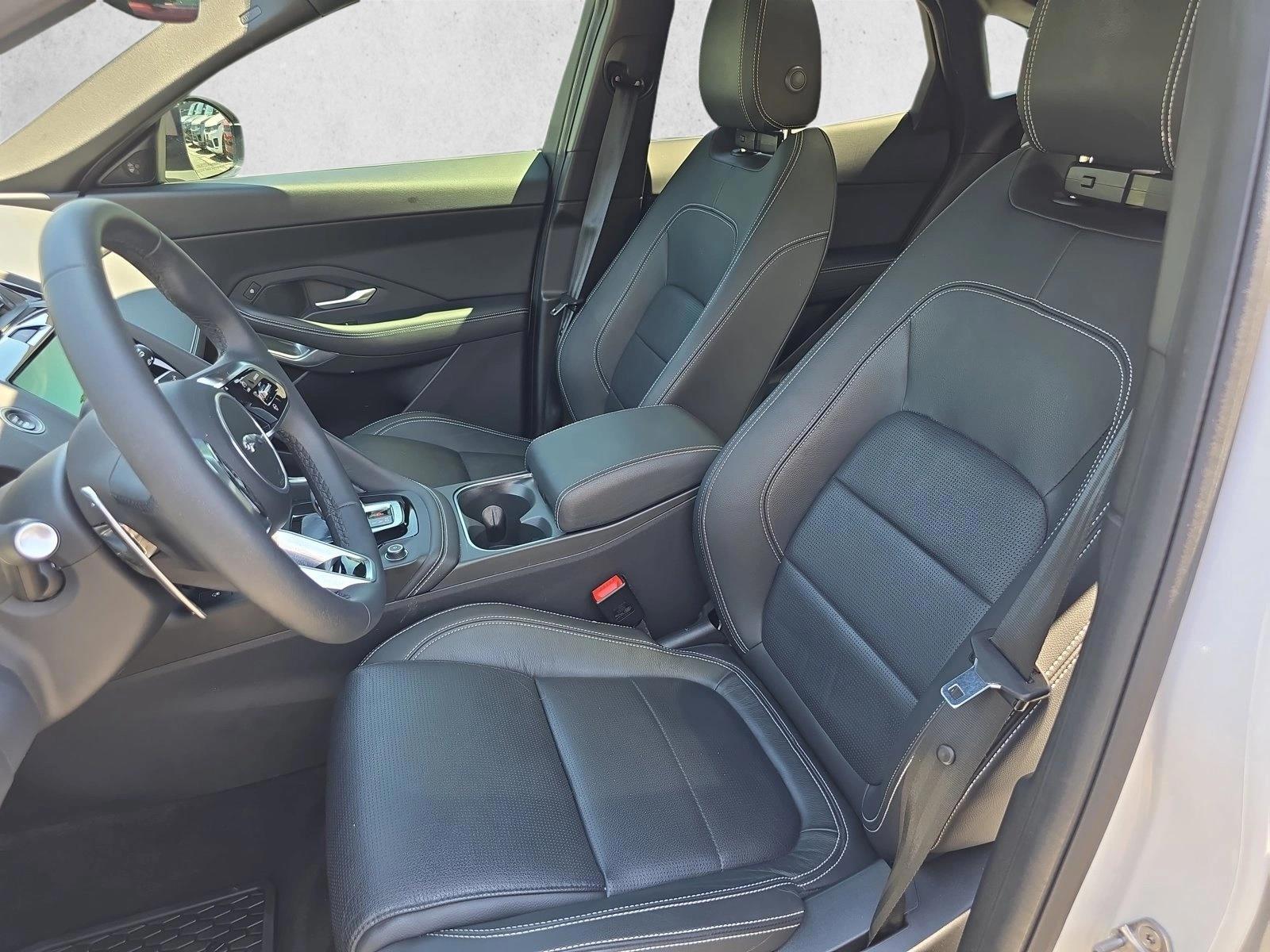 2024 Jaguar E-Pace R-DYNAMIC SE - Photo 15