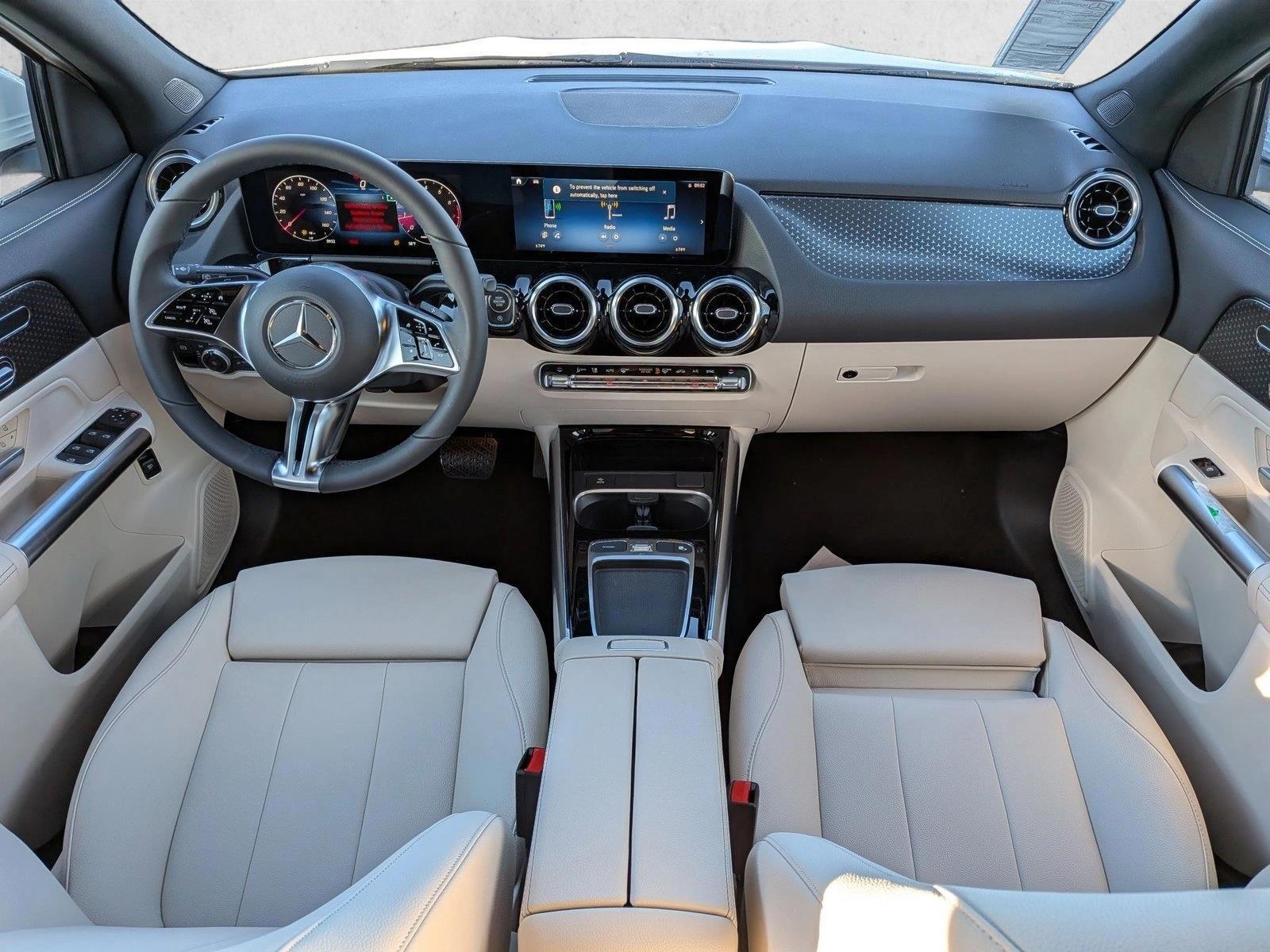 Thumbnail: 2026 Mercedes-Benz GLA - 3