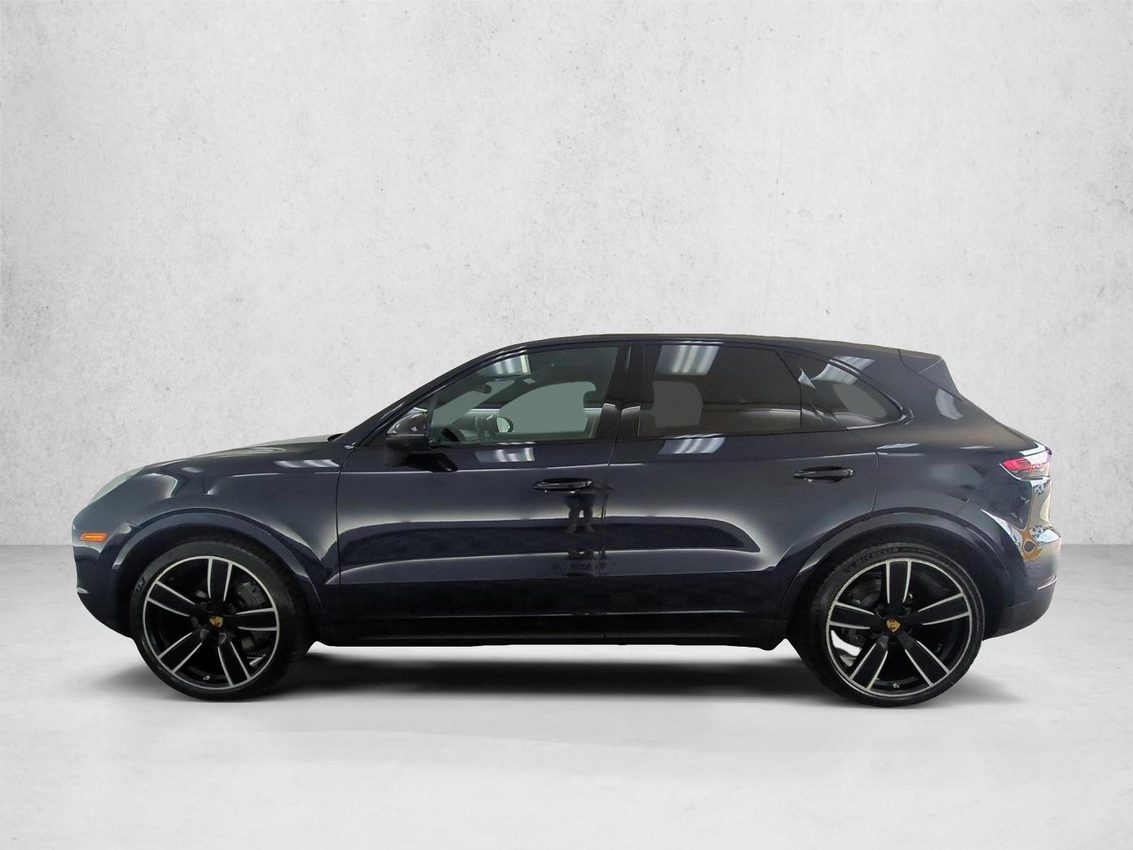 Thumbnail: 2019 Porsche Cayenne - 2