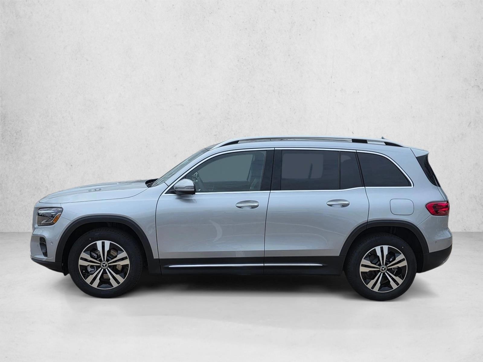Thumbnail: 2026 Mercedes-Benz GLB - 2