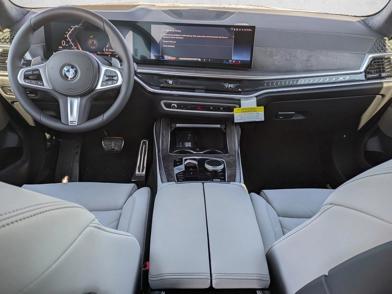 2026 BMW X7