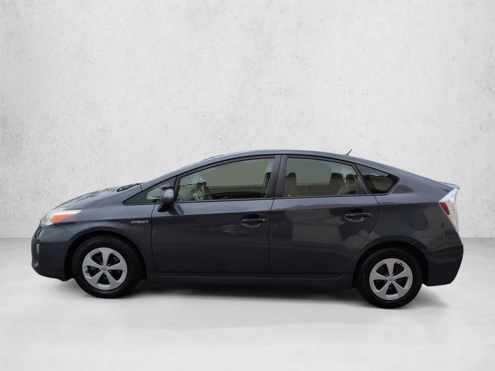 Thumbnail: 2015 Toyota Prius - 2
