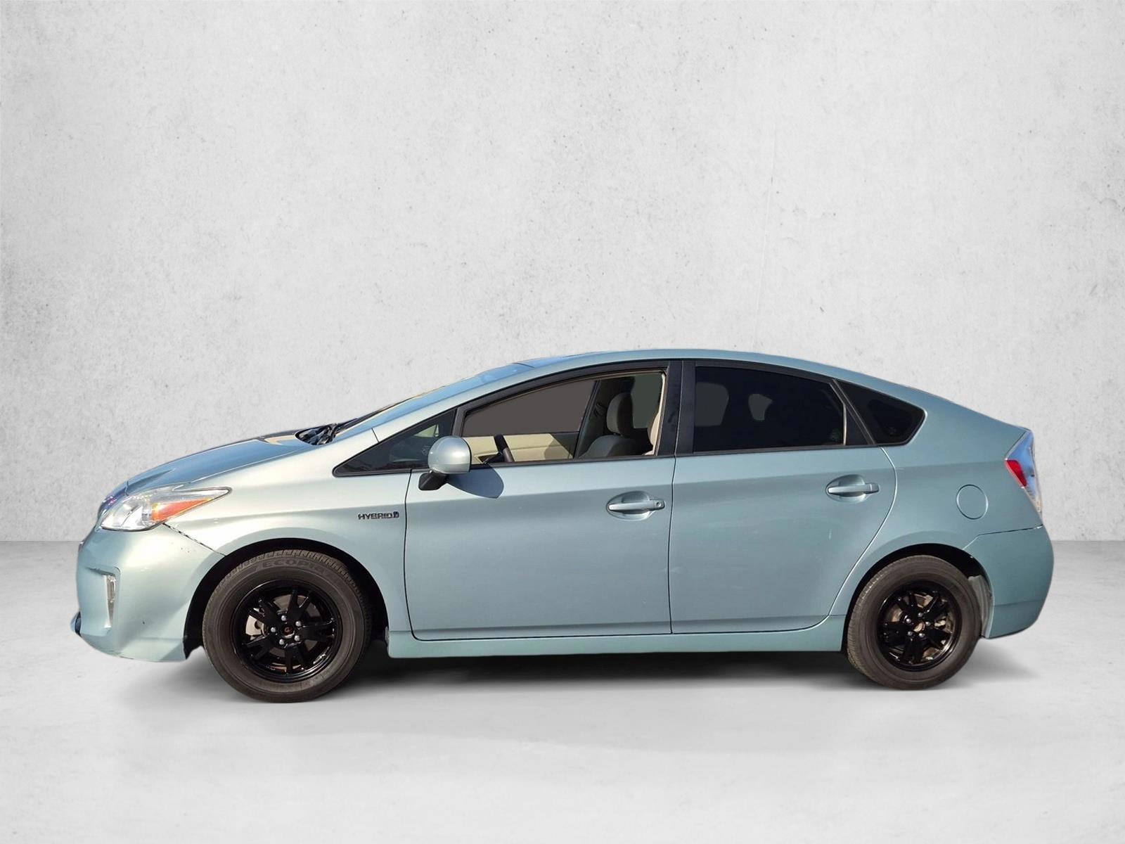 Thumbnail: 2014 Toyota Prius - 2