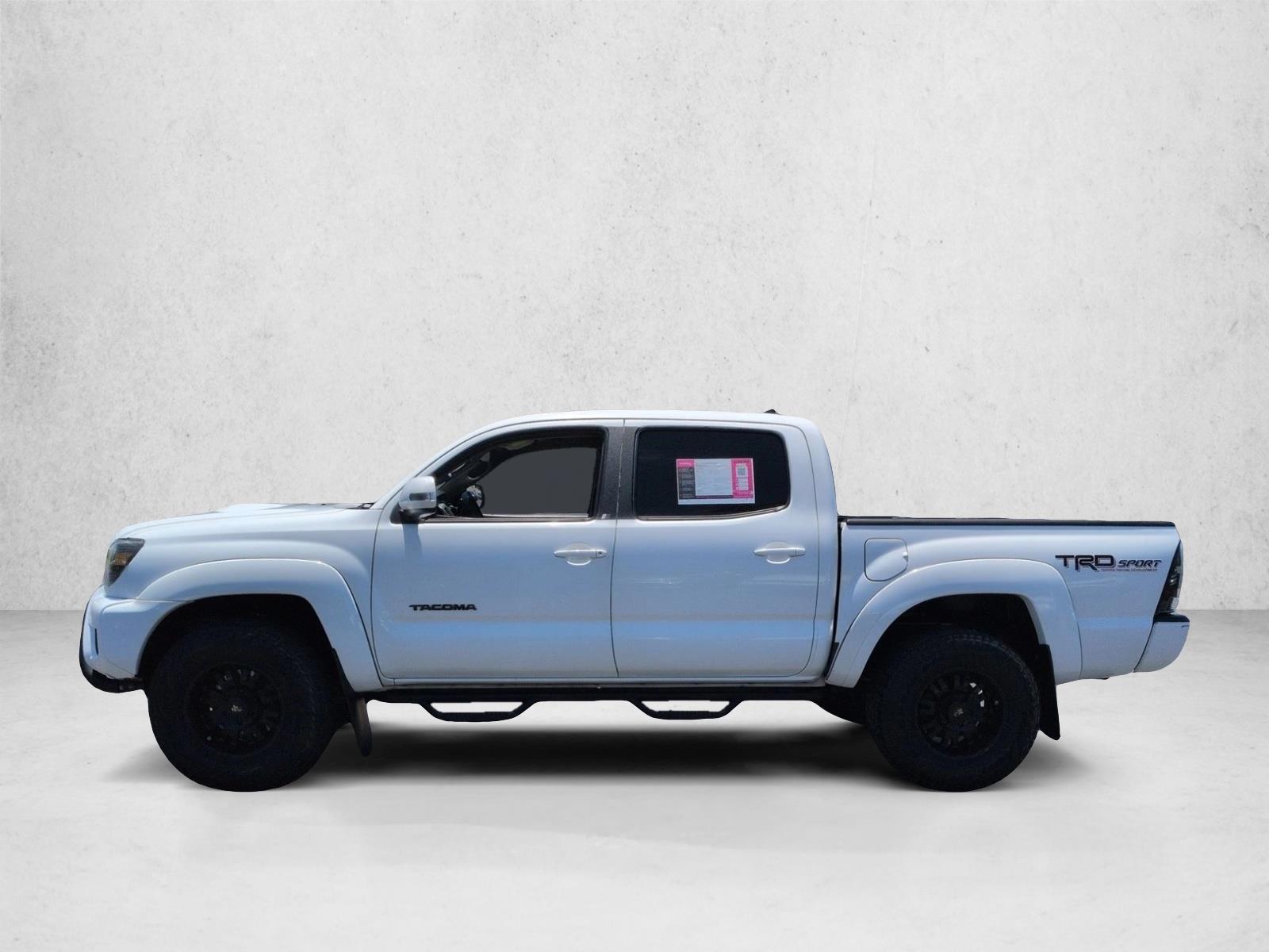 Thumbnail: 2015 Toyota Tacoma - 2