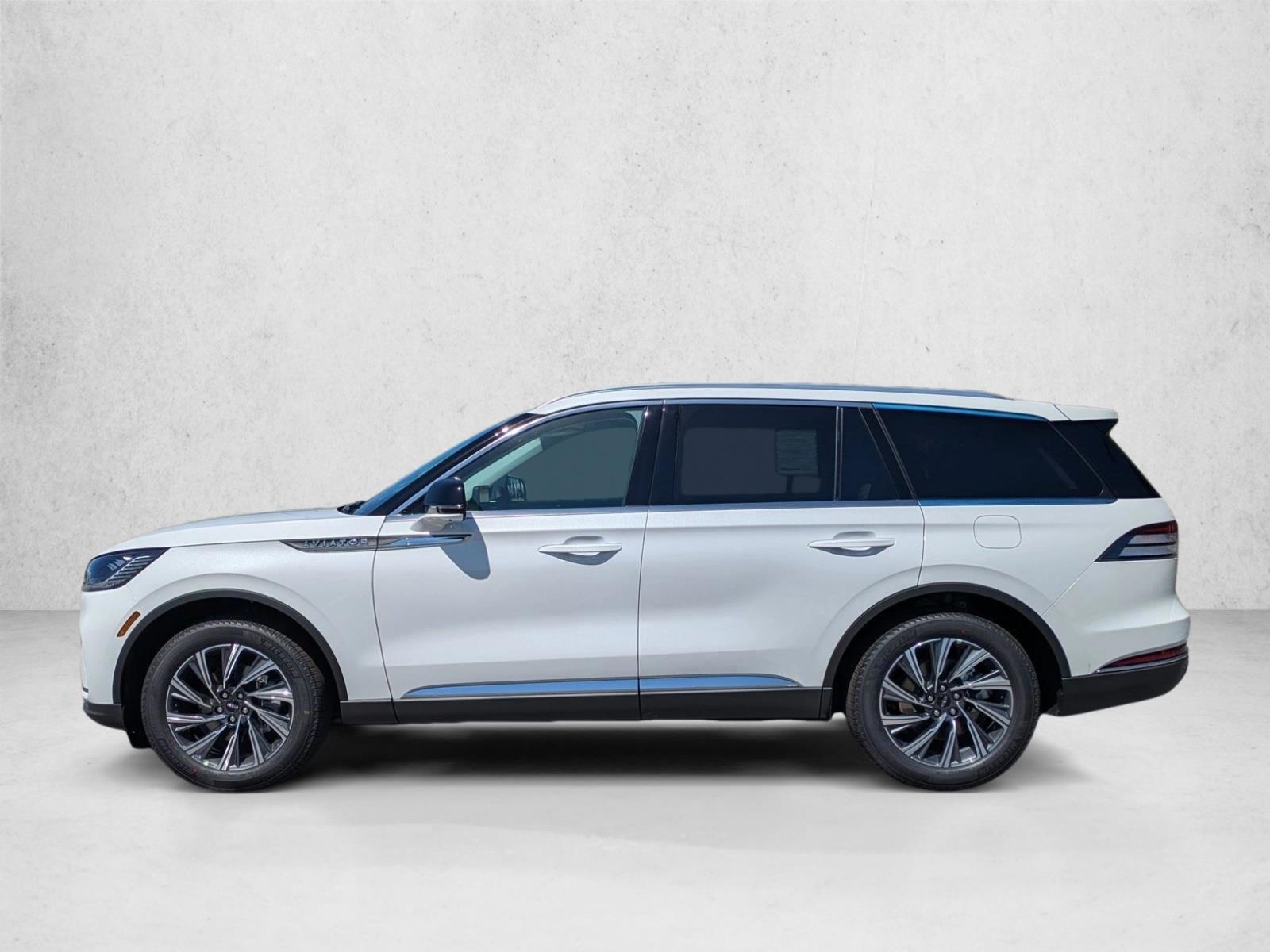 Thumbnail: 2026 Lincoln Aviator - 2