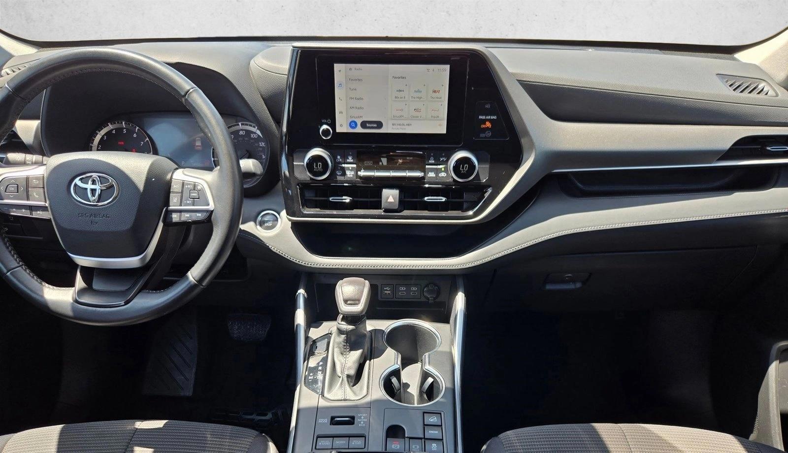 Thumbnail: 2024 Toyota Highlander - 4