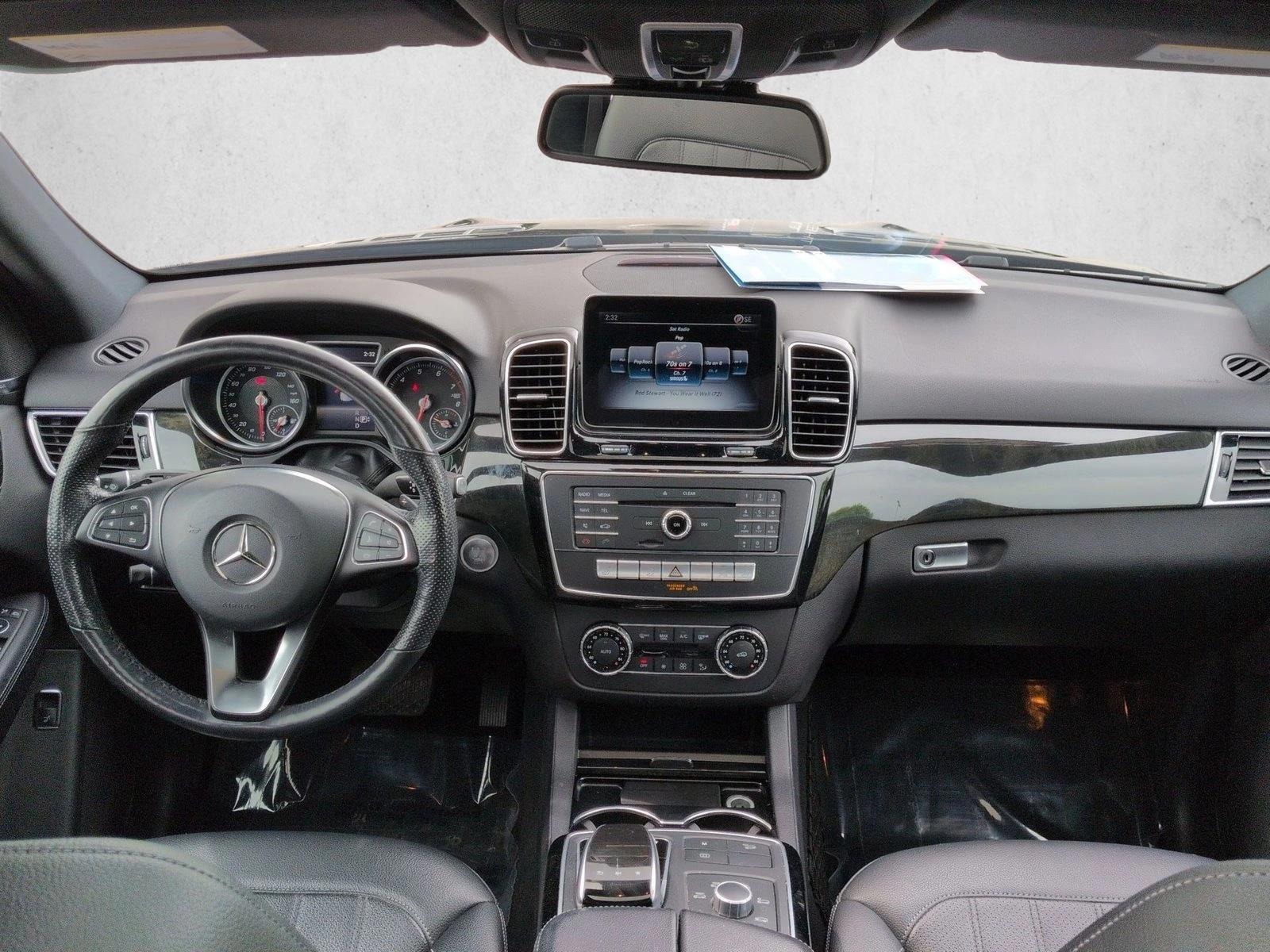 Thumbnail: 2018 Mercedes-Benz GLE - 3