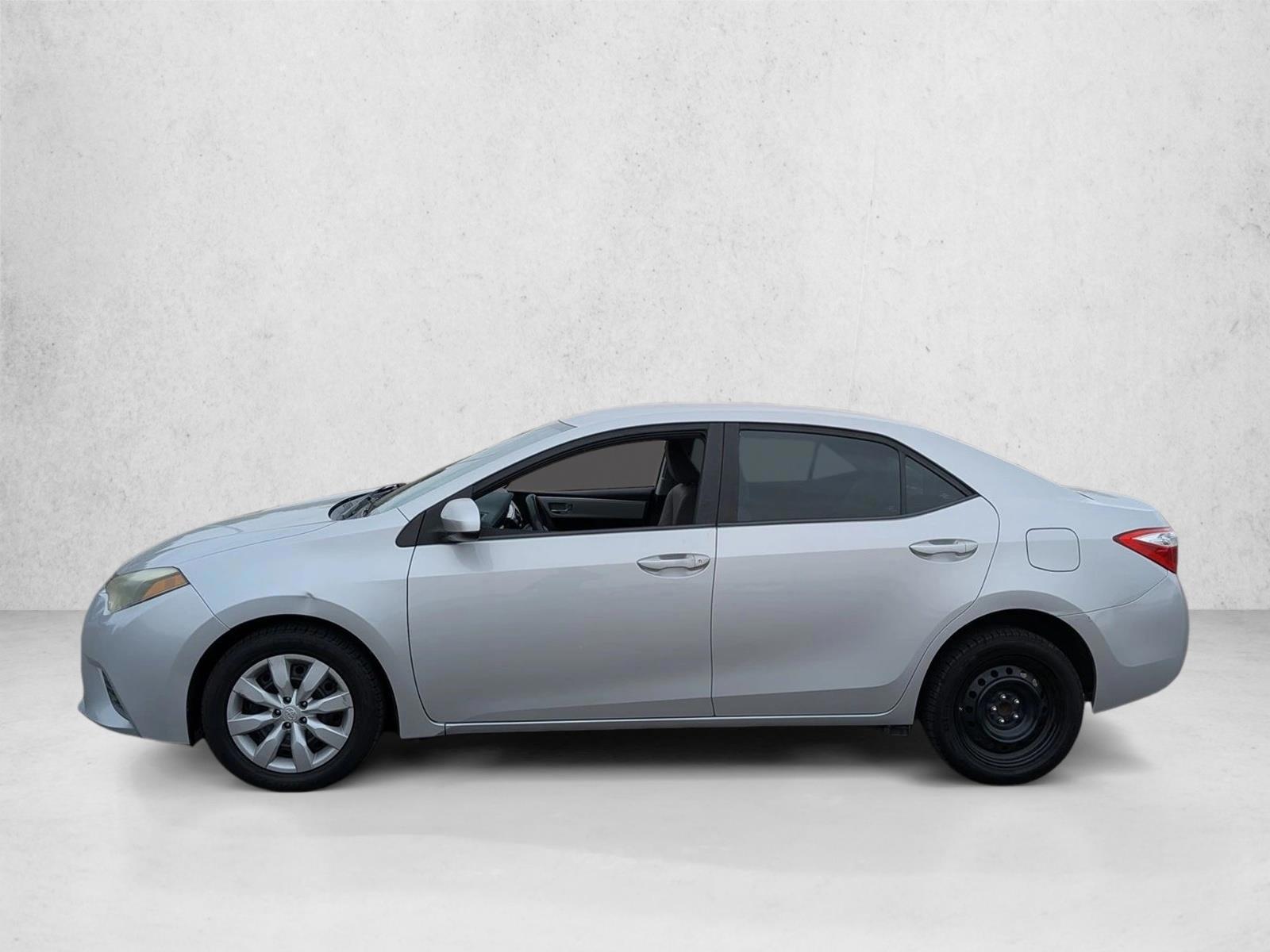 Thumbnail: 2015 Toyota Corolla - 2