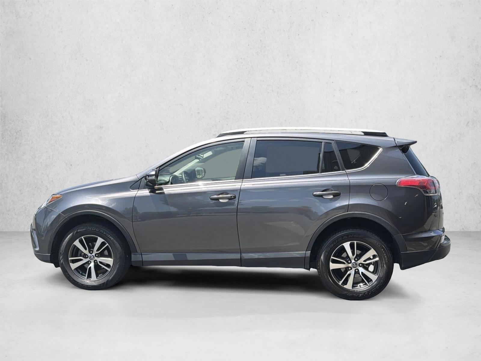 Thumbnail: 2018 Toyota RAV4 - 2
