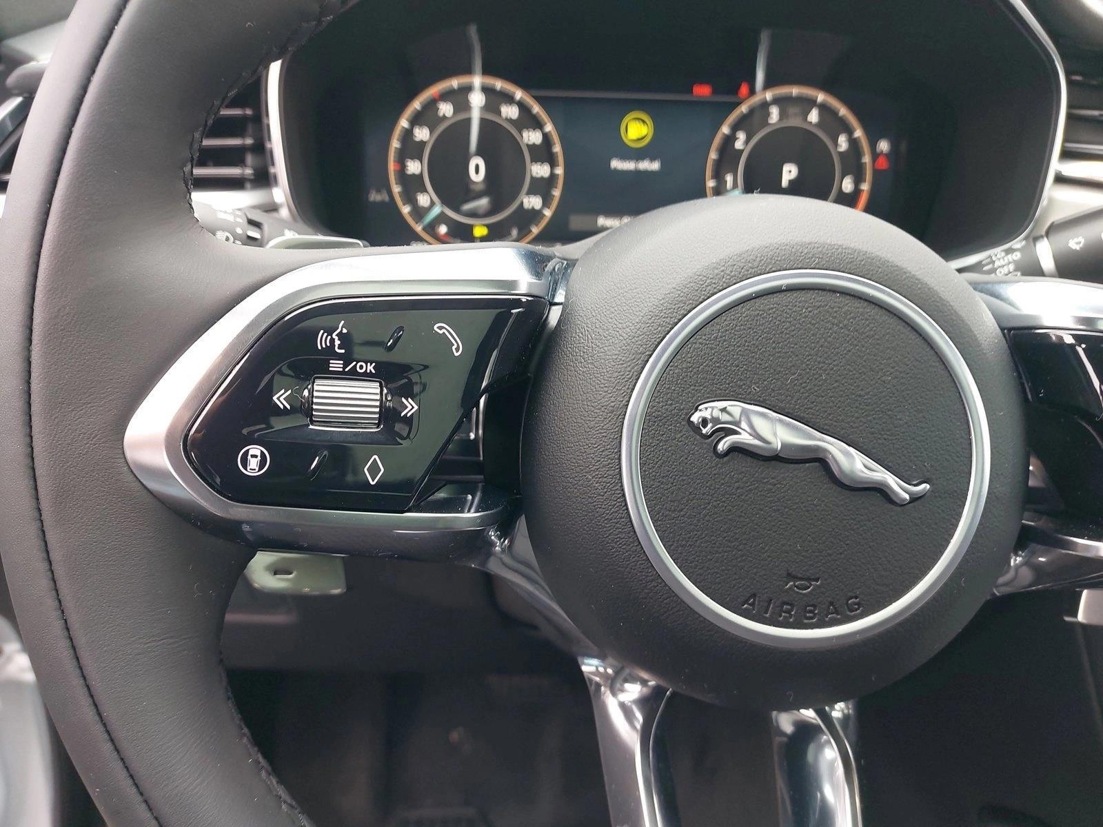 2026 Jaguar F-Pace R-Dynamic S - Photo 13