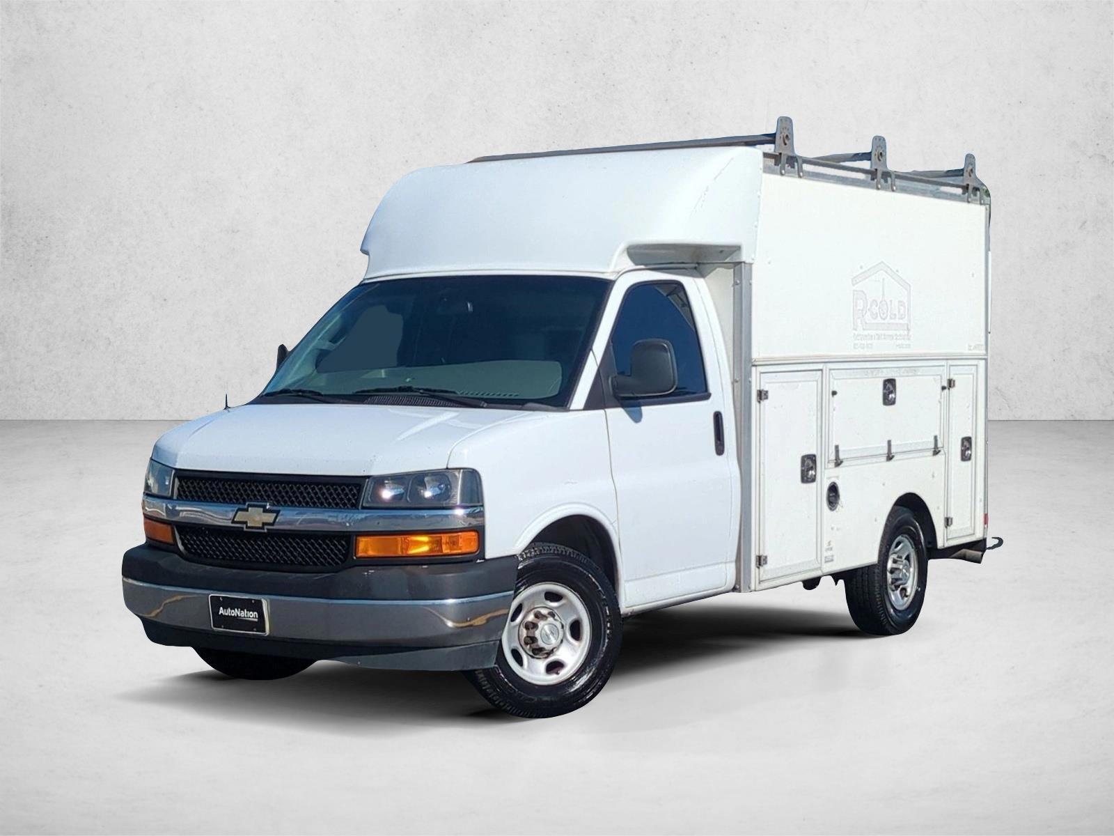 2021 Chevrolet Express Cutaway