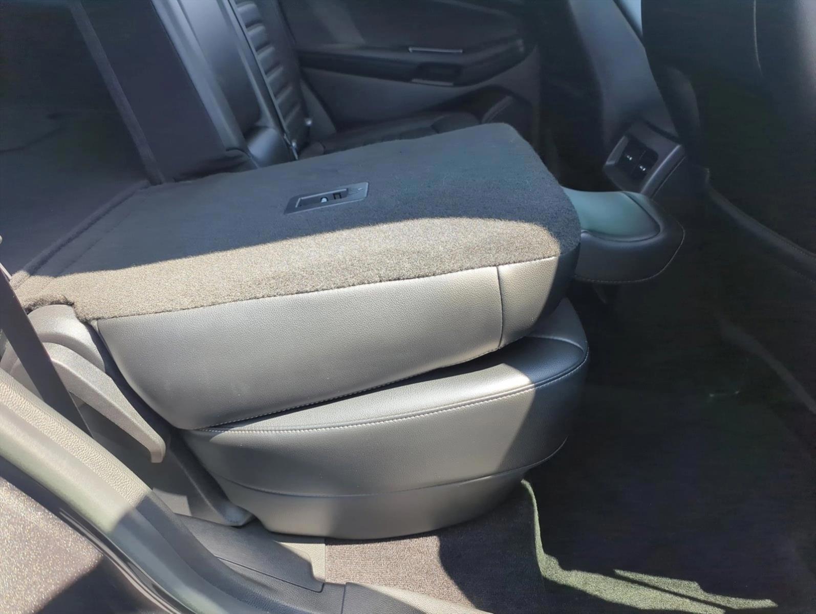 Thumbnail: 2017 Ford Edge - 3