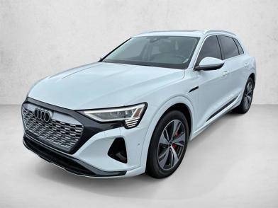 2024 Audi Q8 e-tron Premium Plus -
                  Westmont, IL
