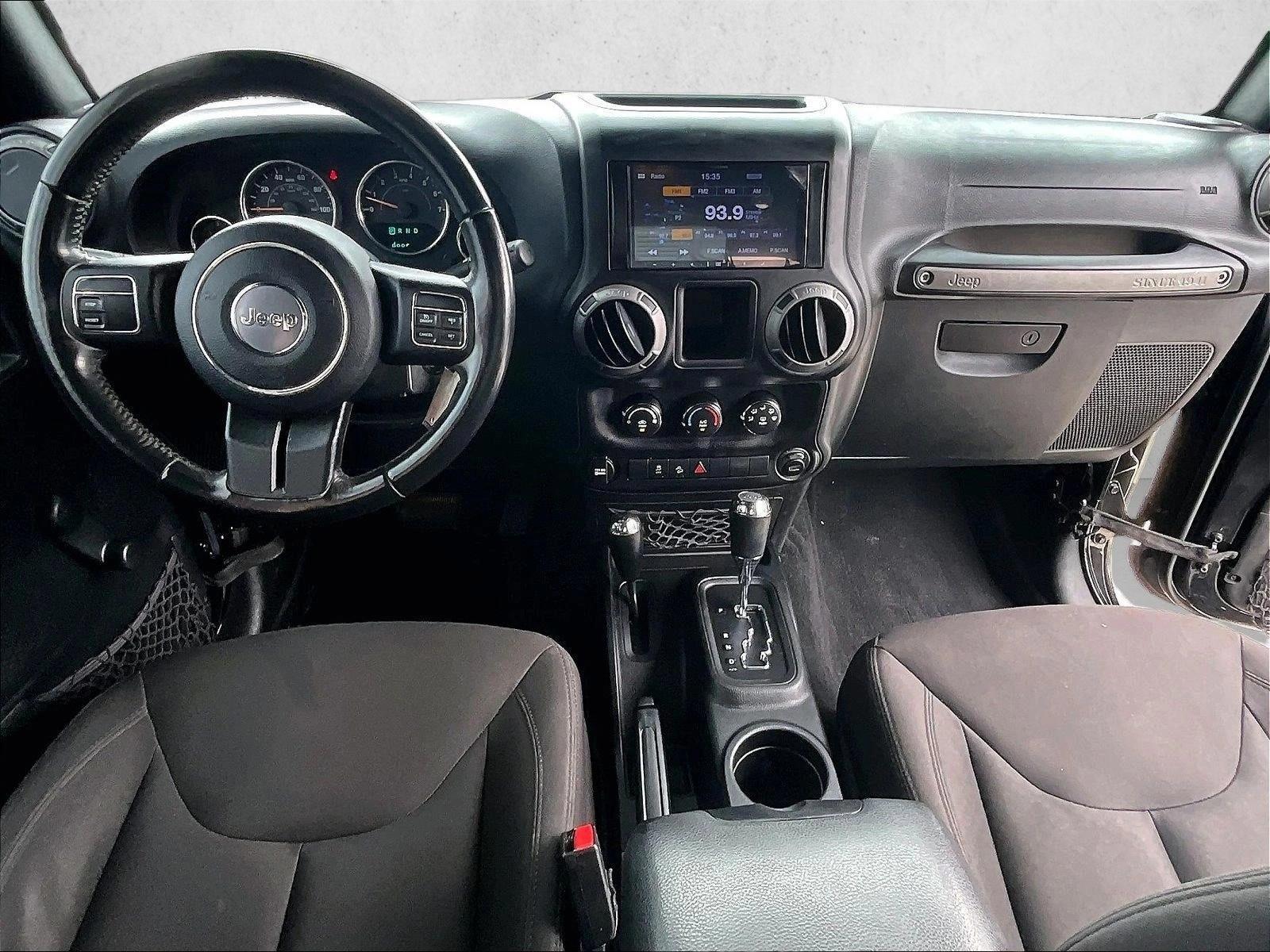 Thumbnail: 2017 Jeep Wrangler - 3