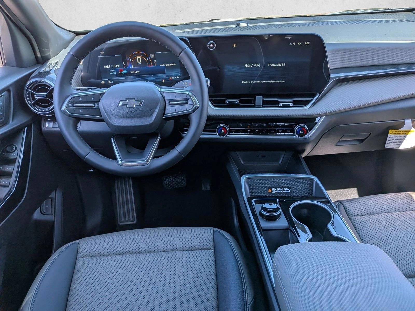 Thumbnail: 2026 Chevrolet Equinox - 4