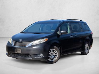 2013 Toyota Sienna XLE -
                  Tustin, CA
