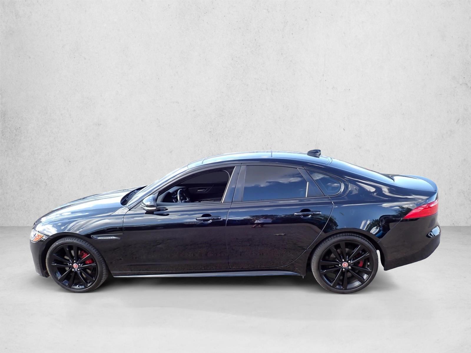 Thumbnail: 2017 Jaguar XF - 2