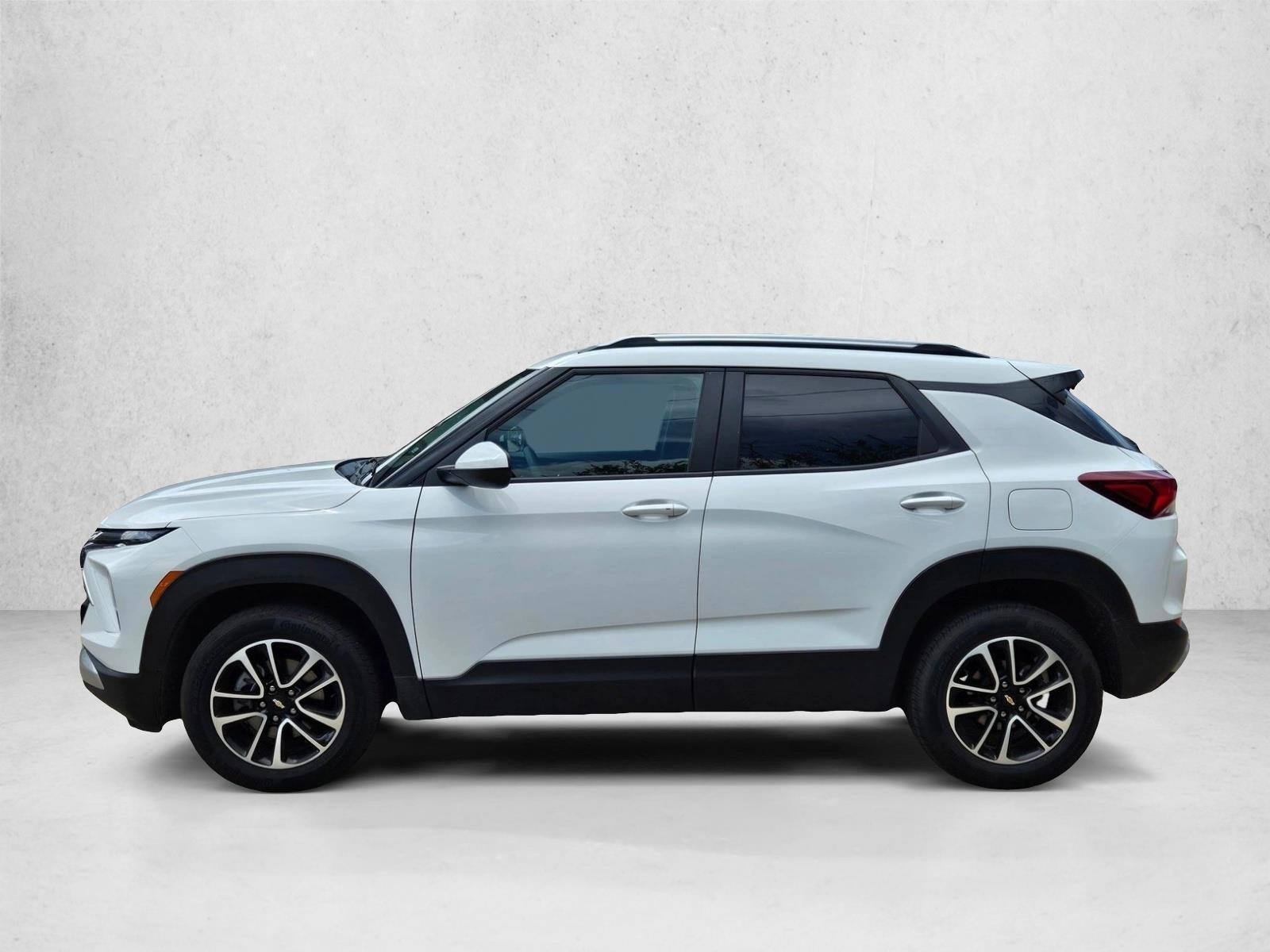 Thumbnail: 2025 Chevrolet TrailBlazer - 2