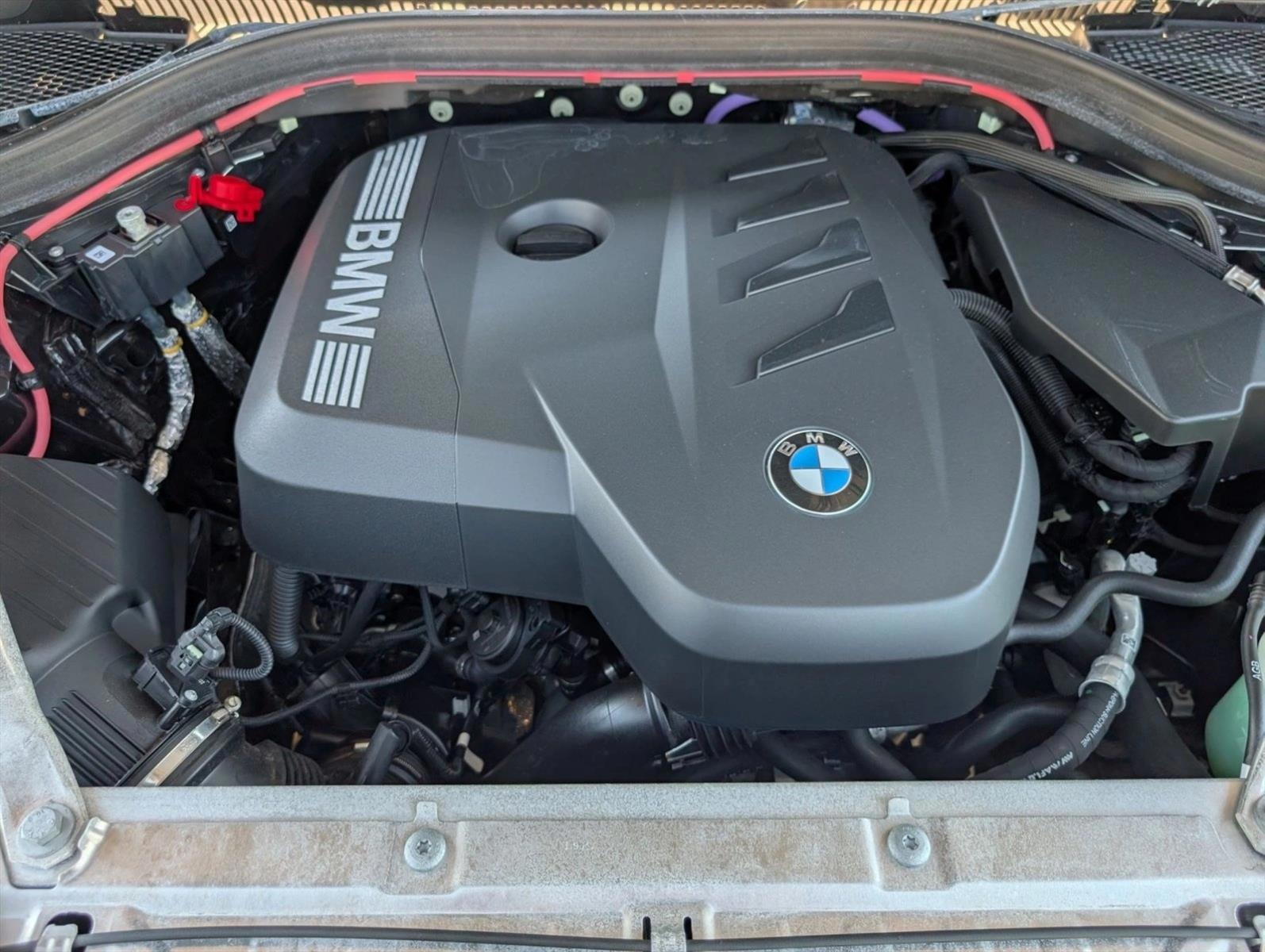 2026 BMW X3 30 - Photo 25