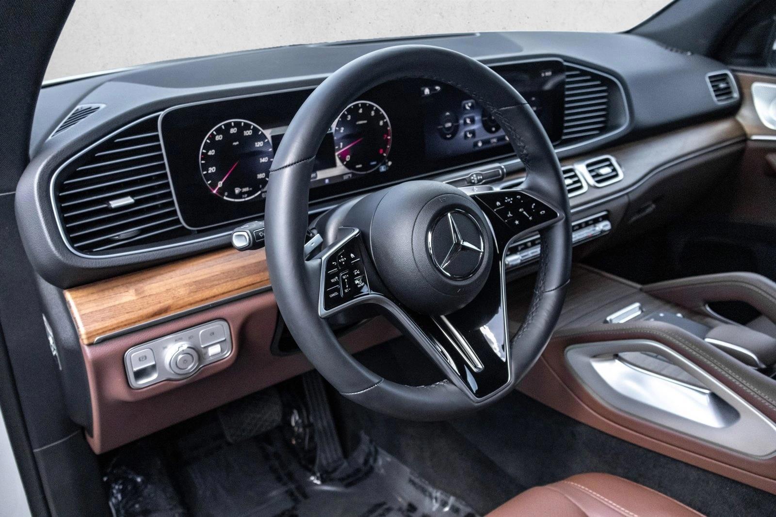 Thumbnail: 2026 Mercedes-Benz GLE - 3