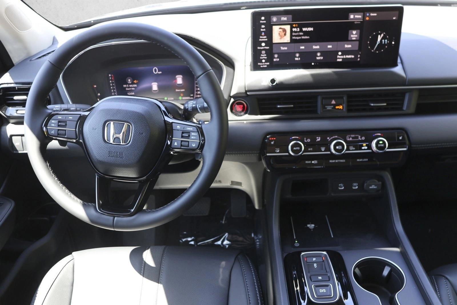 Thumbnail: 2026 Honda Pilot - 3